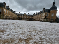 Sacrée averse de grêle à Pierre de Bresse 