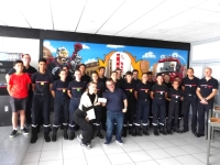 La section des Jeunes Sapeurs-Pompiers de Chalon remet un chèque de 1 300 € à l’association « Un avion, Un enfant, Un rêve » 