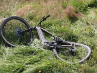 Un cycliste très gravement touché dans une collision avec une voiture