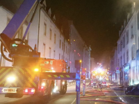 A Dijon, une voiture s'encastre dans un restaurant  et déclenche un incendie