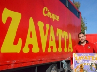 Le cirque Zavatta-Prein s'installe à Chalon-sur-Saône.... 