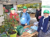 FOIRE AUX PLANTES - Le rosier "Chalon en Bourgogne " est proposé en exclusivité par la Société d'horticulture de Chalon-sur-Saône