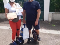 Partout sur l'agglomération des hordes de bénévoles s'organisent pour distribuer les masques 