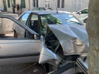 Le père est pris d'un malaise, le fils se jette sur le volant .. le pire évité 