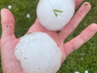 Nos voisins du Haut-Doubs frappés par un violent orage de grêlons 