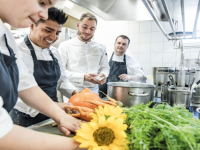 Jordan Billan décroche une première étoile au Guide Michelin pour le restaurant Clos du Cèdre à l’Hostellerie Cèdre & Spa***** de Beaune