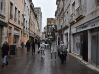 Mme Paillette, une animation de la Ville de Chalon-sur-Saône qui a séduit les passants.  