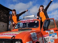 Célestine et Apolline deux sœurs déterminées à accomplir leur mission humanitaire au 4L Trophy