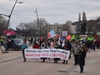 Plus de 200 personnes pour la marche des libertés « contre les lois liberticides 