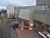 Rassemblement devant l’Espace des Arts scène Nationale Chalon-sur-Saône en soutien au secteur culturel