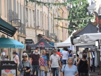 Forte affluence à la braderie ce samedi matin (2)