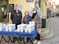 Le lions-club Chalon Doyen soutient ses amis restaurateurs en vendant les pots de soupe des chefs du CIFA Jean-Lameloise