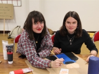 ACTE organisait ce mercredi un atelier pancartes à la salle municipale de la Citadelle