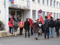 Rassemblement devant l'Hôtel de Police de Chalon-sur-Saône en soutien à des manifestants convoqués en audition libre