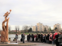 A Chalon, le nouvel Arbre à Manon a pris place quai Sainte-Marie