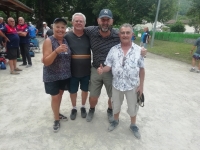 La quadrette Bon, Leureaud, Bertheau, Blondet dans le top 10 du concours de boules lyonnaises de Conliège (Jura)