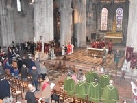 Beaucoup de monde pour la ‘Messe de la Saint-Hubert’ célébrée en l’honneur des viticulteurs