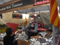 La foire du Grand Chalon-sur-Saône, c’est aussi des produits venus d’ailleurs (1) : Le panier Catalan