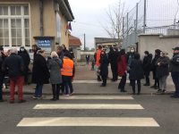 Fermeture de classe à l'école des Charreaux : la mobilisation des parents d'élèves et habitants du quartier se poursuit