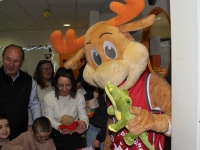 Distribution de peluches à l'Épicerie sociale du Grand Chalon