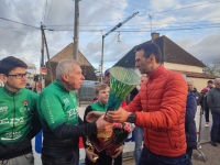 Malgré une météo capricieuse, les coureurs cyclistes étaient au rendez-vous pour la traditionnelle course de Chatenoy-en-Bresse ce samedi 