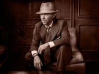 La star Roberto Alagna sous les traits d’Al Capone en mars 2025 à Chalon-sur-Saône…