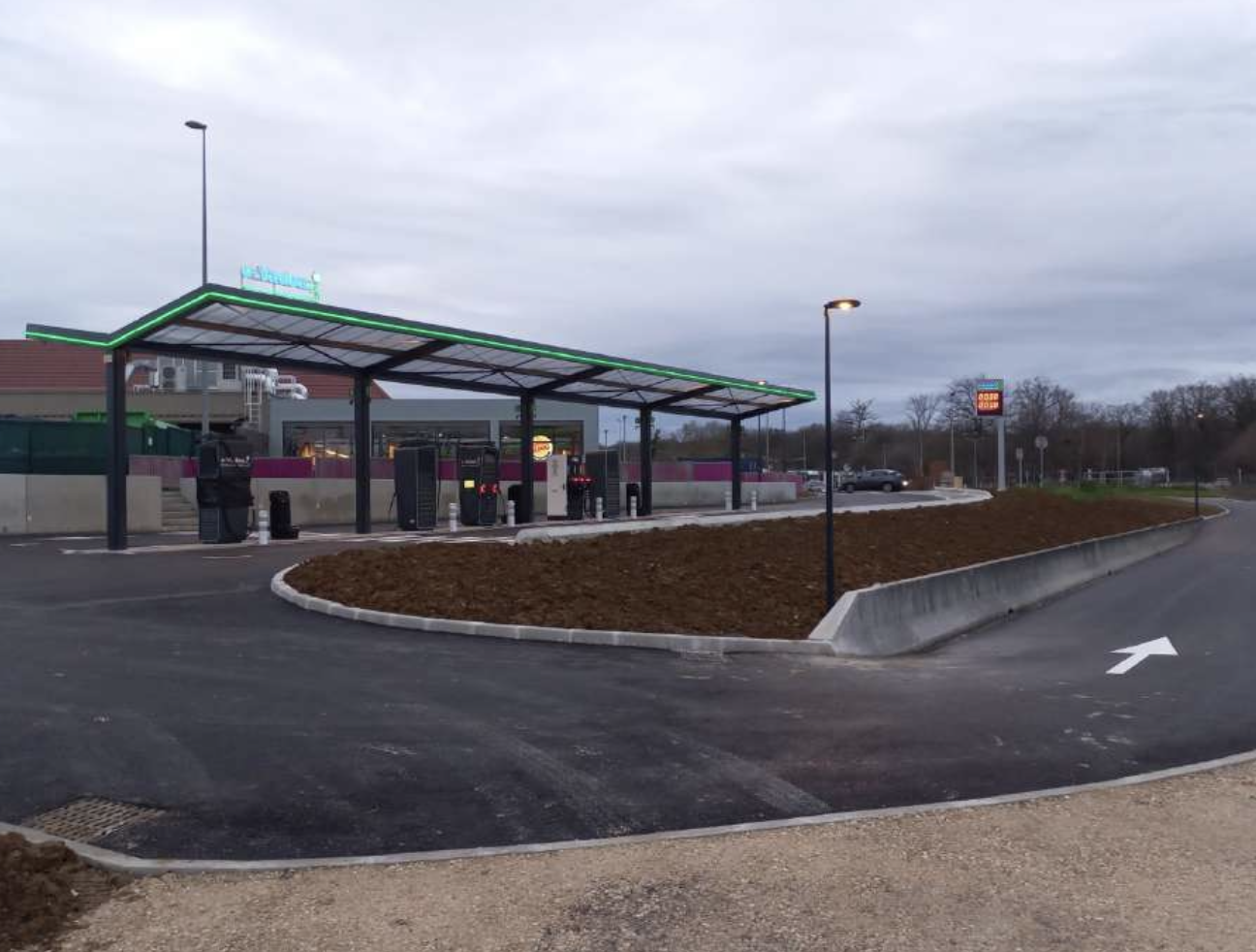 In Dijon, e-Vadea opens its first charging stations on the APRR motorways