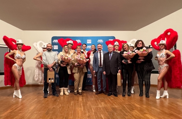 Une soirée des voeux sous strass et paillettes pour le député de Saône et Loire, Aurélien Dutremble 