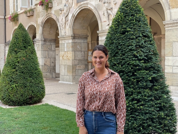 LEGISLATIVES - A Beaune, Charlotte Fougère dénonce des "alliances politiques contre nature"