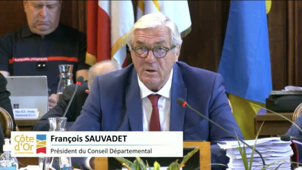 Dissolution de l'Assemblée Nationale - François Sauvadet appelle à la mobilisation générale face au Rassemblement National 