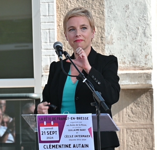 En Saône et Loire, Clémentine Autain, invitée d'honneur des Amis de la Rose, a martelé le discours de l'Union des Gauches face au Rassemblement National 