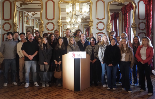 Une délégation de lycéens Norvégiens reçue en mairie de Chalon 