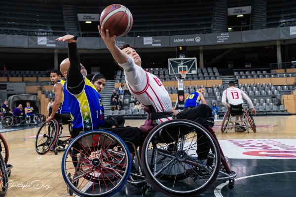 BASKET FAUTEUIL -  ELAN  72 /  LILLE 45 - Les Chalonnais sans forcer