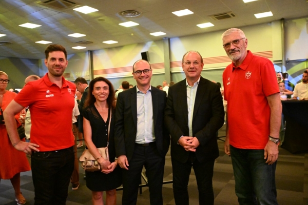 C'était l'heure de la présentation officielle de l'équipe de l'Elan Chalon aux partenaires 