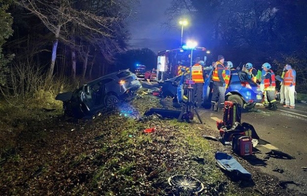 Deux hélicoptères mobilisés pour un accident de la route ayant fait huit victimes en Côte d'Or