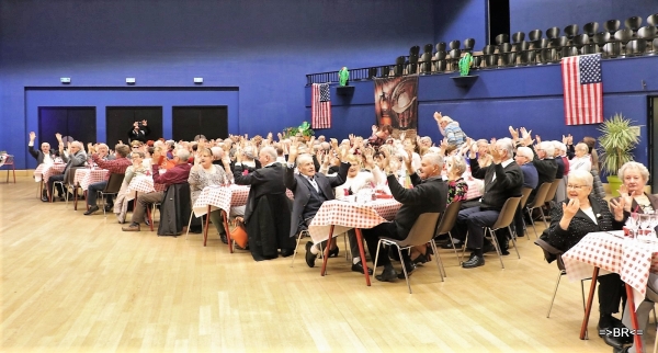 Ambiance western pour le repas des ainés des comités de quartier St Jean et Plateau St Jean