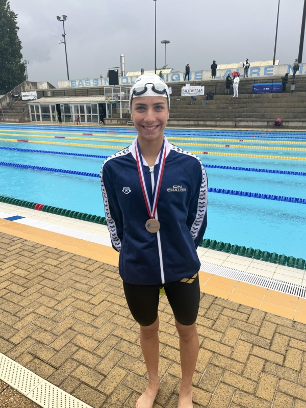 La nageuse du Cercle Nautique Chalonnais Blandine Boggio, médaille de bronze aux Championnats de France  