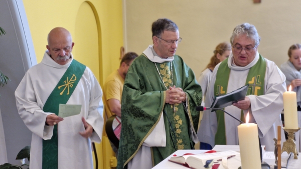 Le Père Yves Garruchet installé comme curé de la Paroisse du Bon Samaritain.