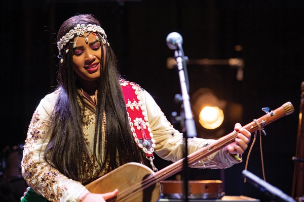 Mercredi 20 novembre au Conservatoire du Grand Chalon : Asmâa Hamzaoui & Bnat Timbouktou / MUSIQUES DU MONDE