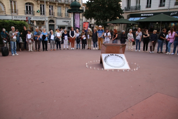 Un cercle de silence organisé contre l’expulsion d’une famille arménienne