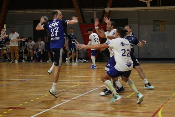 Handball. Nationale 3 Masculine - Poule 6 : L'ASHBCC et l'ESM HB offrent une première journée à suspense (27-31)