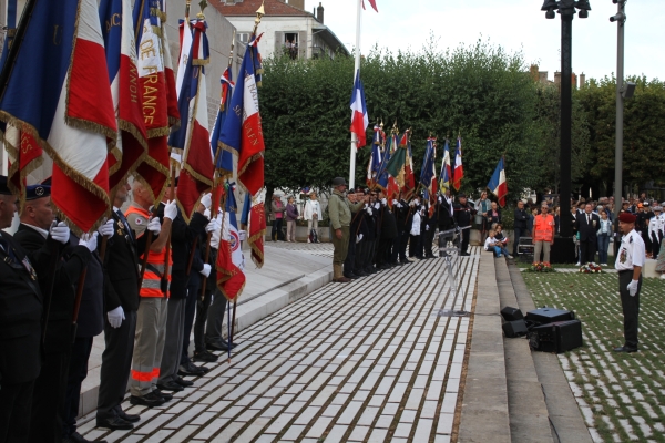 80ème anniversaire de la Libération de Chalon-sur-Saône : Cérémonie à l'Esplanade de la Légion d'Honneur