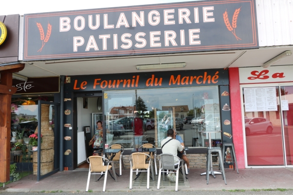 Châtenoy le Royal : Réouverture de la boulangerie de la place du marché sous le nom "Le Fournil du Marché".