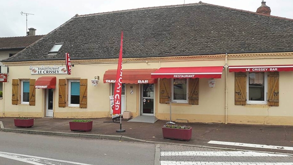 Conseil municipal estival à Crissey : le bar restaurant "Le Crissey" toujours en question sur son devenir.