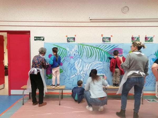 Découverte de l’art de rue à l’école maternelle Léocadie Czyz pour les jeunes givrotins