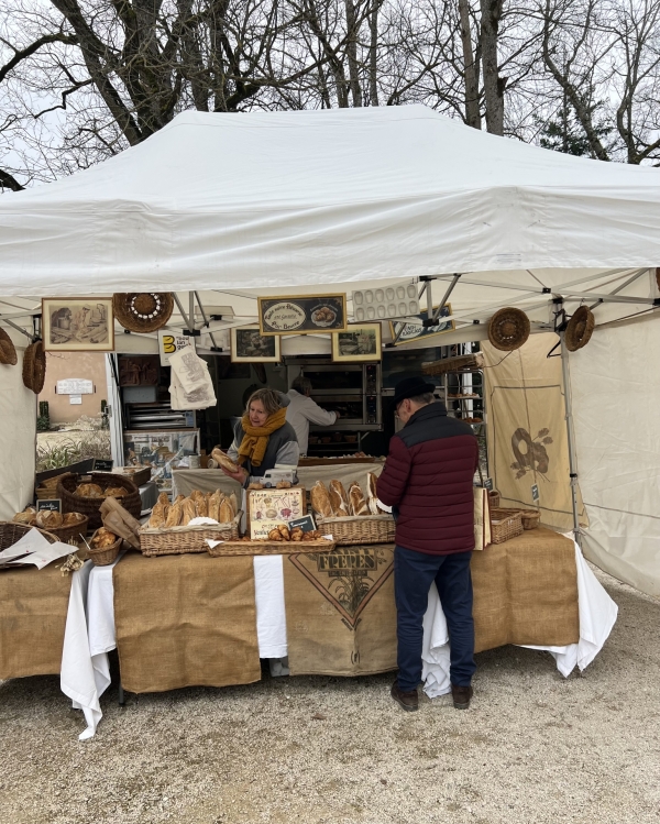 Le public au rendez-vous pour la reprise du marché de producteurs de Chatenoy-en-Bresse