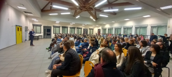 Cérémonie républicaine de remise du Diplôme National du Brevet (DNB) au Collège Le Petit Prétan à Givry